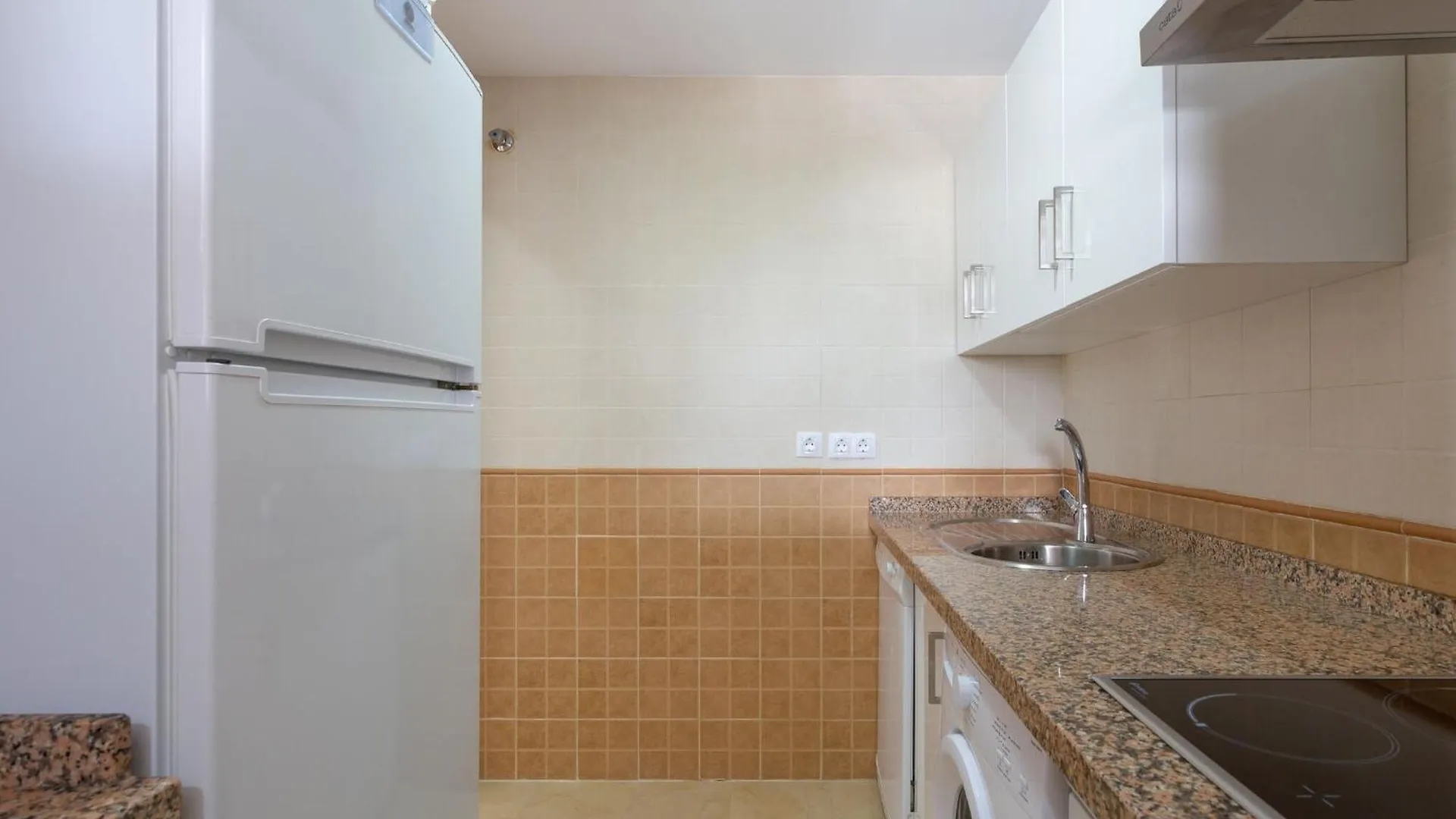 Casa Carmen - Apartment In Buenas Noches Estepona