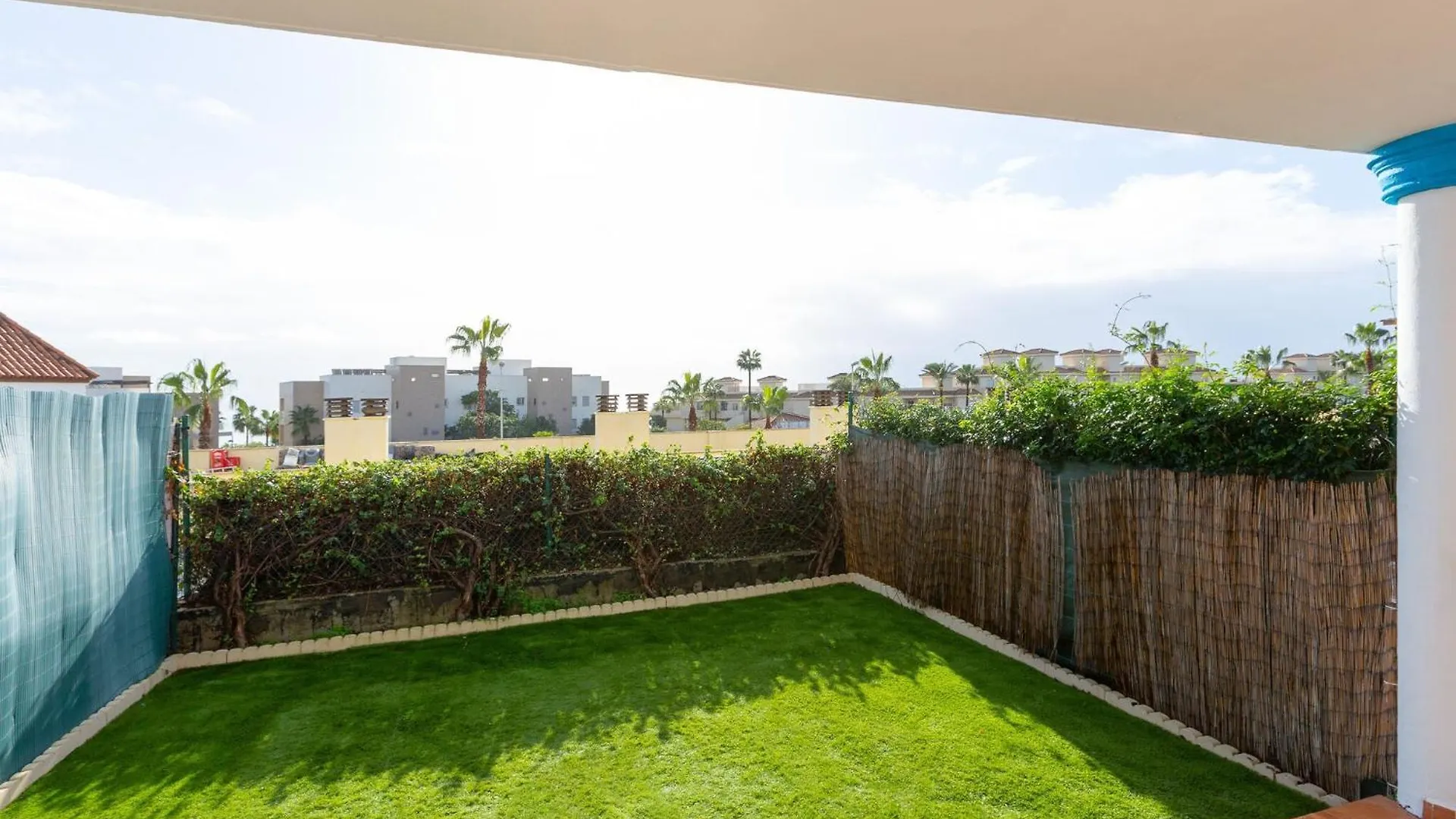Casa Carmen - Apartment In Buenas Noches Estepona Spain
